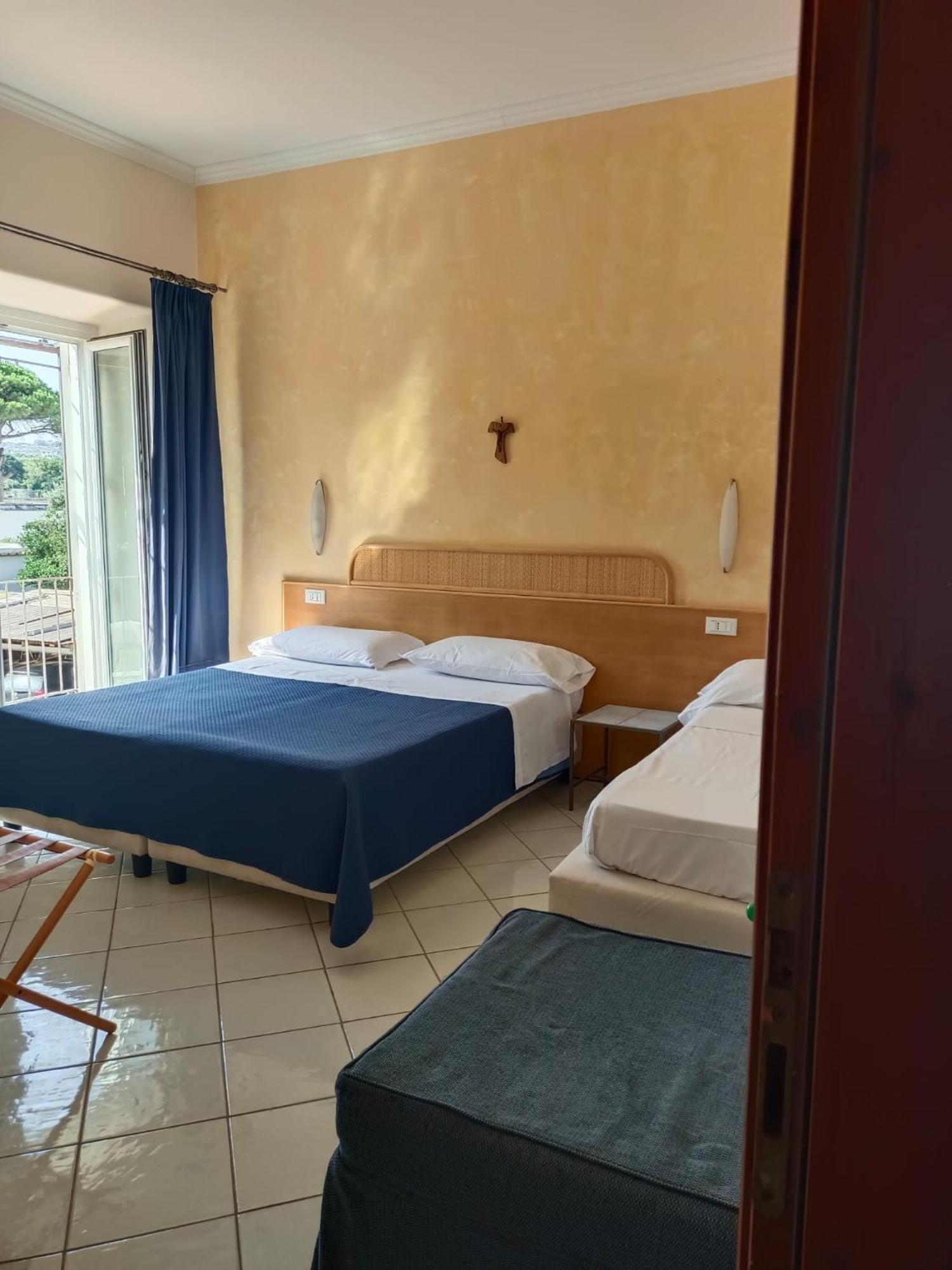 Relais Villa Raffaele By Emilia Ischia Bagian luar foto